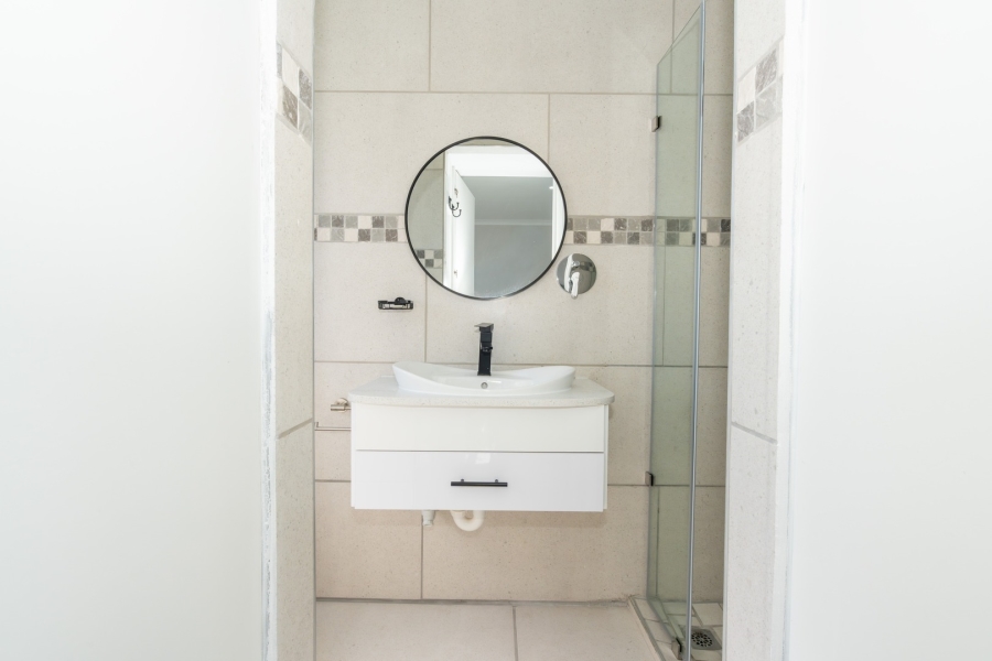 3 Bedroom Property for Sale in Paradise Beach Western Cape